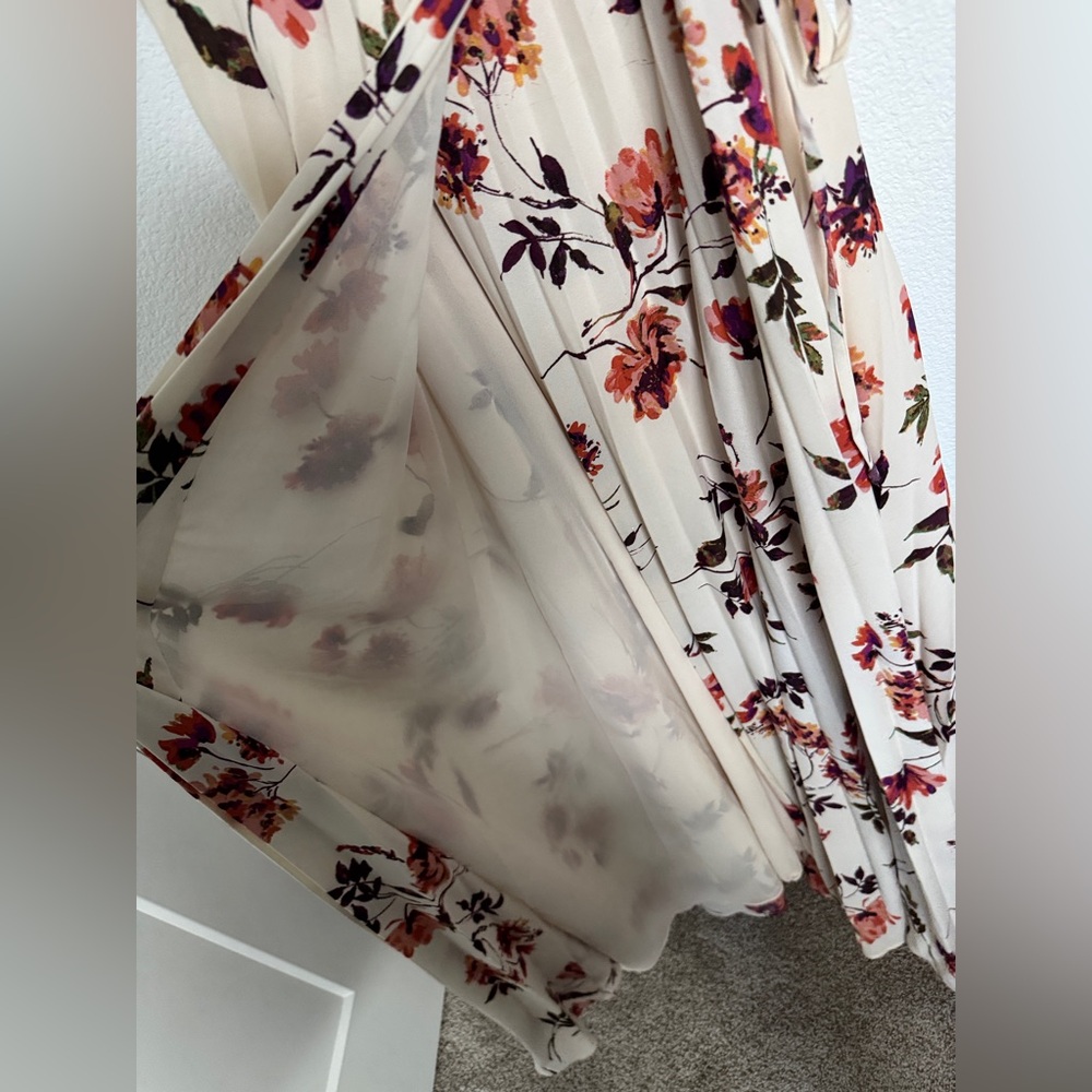Lulus floral wrap maxi dress - Picture 6 of 8